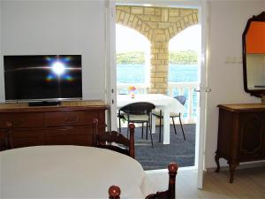 Seaside holiday house Sparadici, Sibenik - 24313