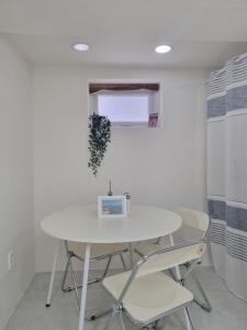 Shin-Nonhyeon Hideout