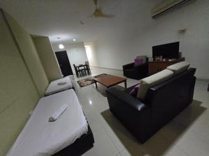 Okay Marina Lumut Homestay