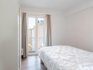 Apartment in Mariakerke with Stunning Sea View