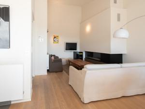 Centrally located apartment with spacious terrace