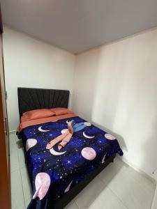 EXCLUSIVO APARTAMENTO CON VISTA A LA REPRESA DE GUATAPe
