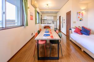 COCOSTAY 中広ネオイズム 最大10人 閑静な住宅街にある贅沢80m2の最上階プライベートオーナーズルーム supported by COCOSTAY