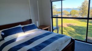 Luxury Waterfront Home In Pindimar