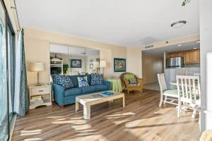 *OCEAN View Condo*Pools*Hot Tub*Kitchen*BEACH*MC61