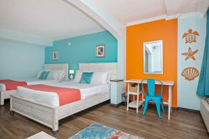 *FANTASTIC SUNSETS AWAIT* Queen Beds *Great Pools, Hot Tubs+++*M27