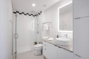 CozySuites Sky Central #2