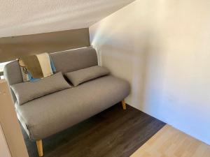 Maison de vacances avec piscine et parking à Loupian - FR-1-604-55