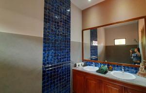 Sunny & Cozy Villa near so many prime beaches in Bali!