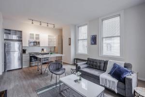 CozySuites Sky Central #10