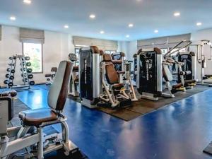 Modern 1-Bedroom Condo with Pool View Arcadia Beach Continental Pattaya