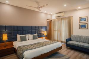 Ahuja Residency DLF Phase 2