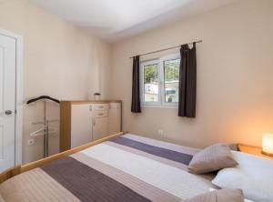 Apartments Nmn Drvenik