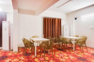 Super Townhouse Lohegaon Near Pune Airport formerly Landmark Regency