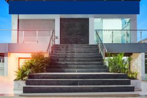 Super Townhouse Lohegaon Near Pune Airport formerly Landmark Regency