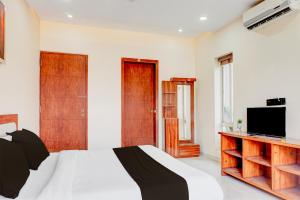 Collection O Varsoli Uptown formerly Carmello & Othelo Villas