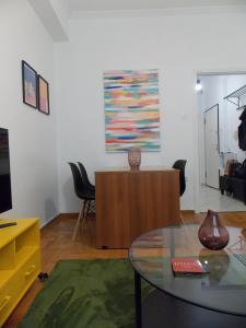 Urban Pop Athens - City & Culture