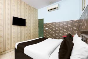Hotel O Hari Nagar Near Mayapuri Metro station