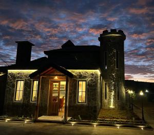 Mahaeliya Rock Castle