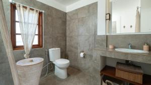 Villa Mogi by Villa Finder
