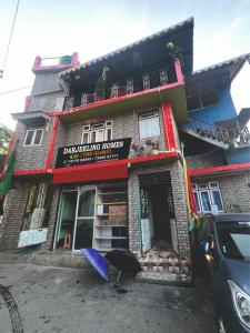Darjeeling Homes - The Glory