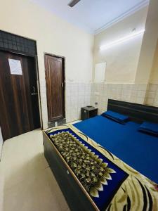 HOTEL G-S INN PREMIUM - Near Railway Station and Bus stand - A Top Rated Hotel