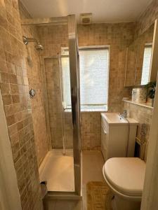 2-Bed Gucci Flat - Sleeps 6 & Close to Harrods