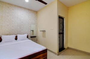 BHADRAK HOTEL# AMBICA PLAZA Near Bus Stand and Railway Station - A Top Premium Hotel