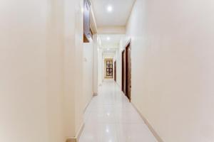 Hotel O Radhika Royal