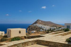 Amphora Aelia Gem - Akrotiri Seaview Getaway