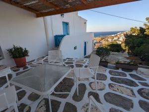 Oasis apartment with sea view