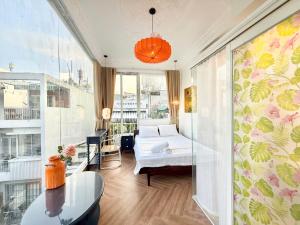 Cherry Blossom Bui Vien