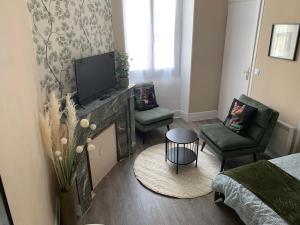 Appartements PYRENE HOLIDAYS - Heracles - Residence paisible a 6mn a pied des thermes : photos des chambres