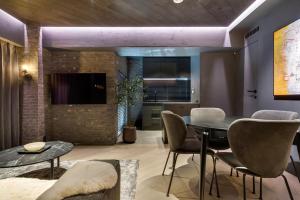 THE LIVRE Apartment Hotel