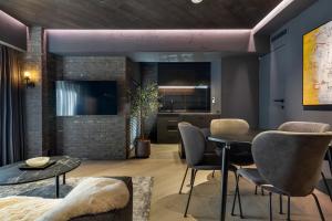 THE LIVRE Apartment Hotel