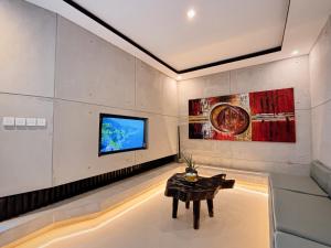 Modern 2 BR villa seminyak center.