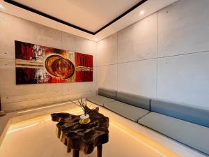 Modern 2 BR villa seminyak center.