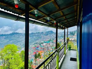 Darjeeling Homes - The Glory