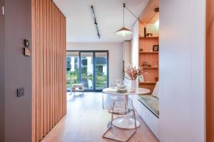 Peaceful Studio w Terrace