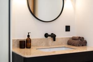 Stylish 4 bedroom Villa in Prime Location