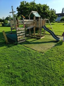 Appartements Les jardins Ducarouge 2 climatise : photos des chambres