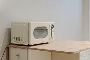 302 Apgujeong 1st, 2Room Queen-bed, 2 Single-beds