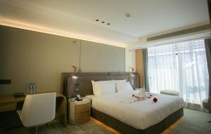 Ramada by Wyndham Vientiane Central