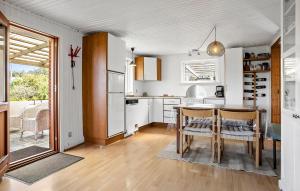 Holiday Home Pinen Roslev X