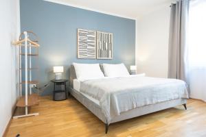 Brand new! Selfcheck-in, King size bed, free Wi-Fi - Hotel 3 stelle a Vienna