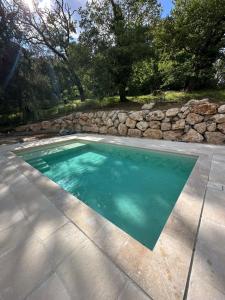 Maisons de vacances Maison Amandre en Pleine Nature - Mas Lou Castanea : Maison 3 Chambres