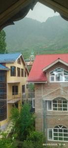 Welcome Kashmir House