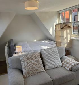 tiny beach house noordwijk