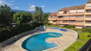 Le Pré Catalan - Piscine en saison - En bord de mer - Accès animations - Commerce -Plage