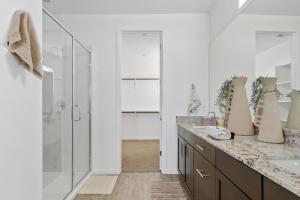 Luxe Queen Creek Home with Pool, Yard, Work Station